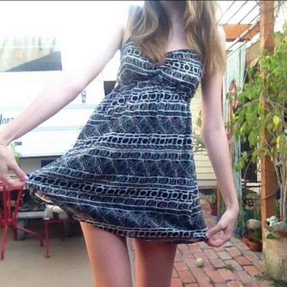 Brandy Melville Dresses & Skirts - Brandy Melville tribal dreas